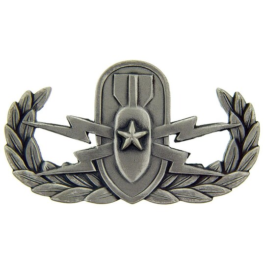 United States Army National Guard Hat Lapel Pin Militaria (Date Unknown) gingfoo United States Army National Guard Hat Lapel Pin Militaria (Date Unknown) gingfoo